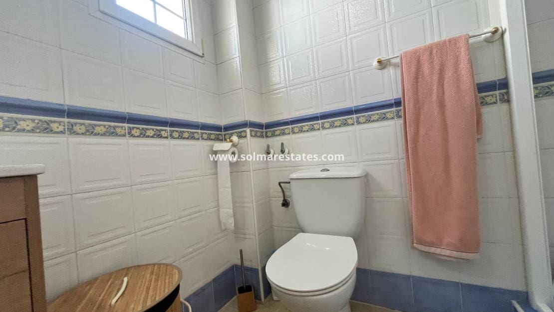 3 slaapkamer Huis te koop in Playa Flamenca met zwembad - € 259.995 (Ref: 9877441)