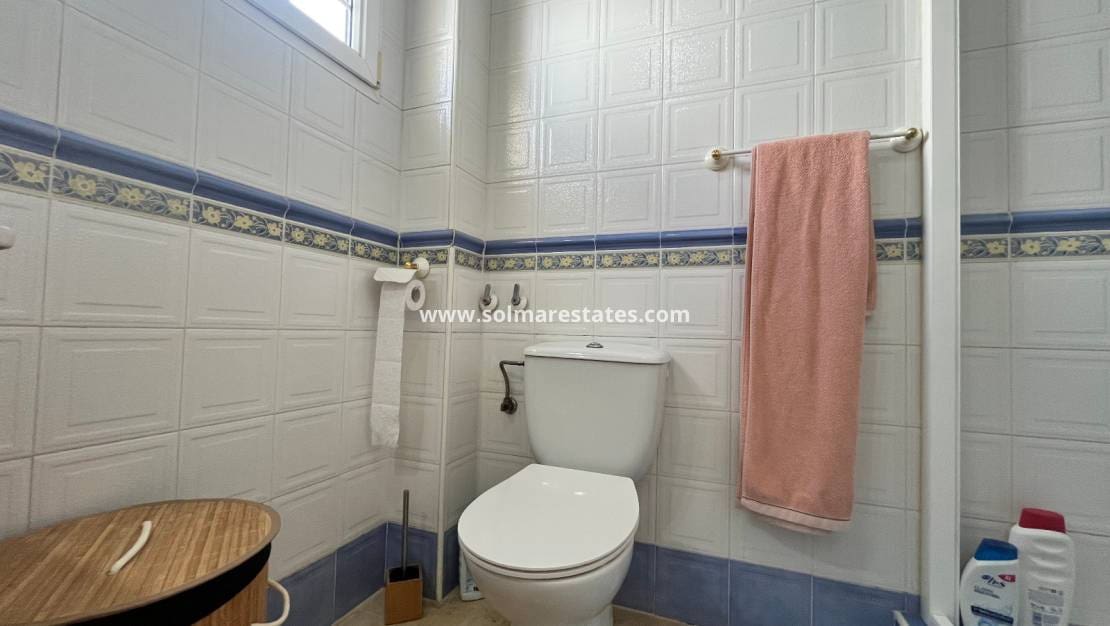 3 slaapkamer Huis te koop in Playa Flamenca met zwembad - € 259.995 (Ref: 9877441)