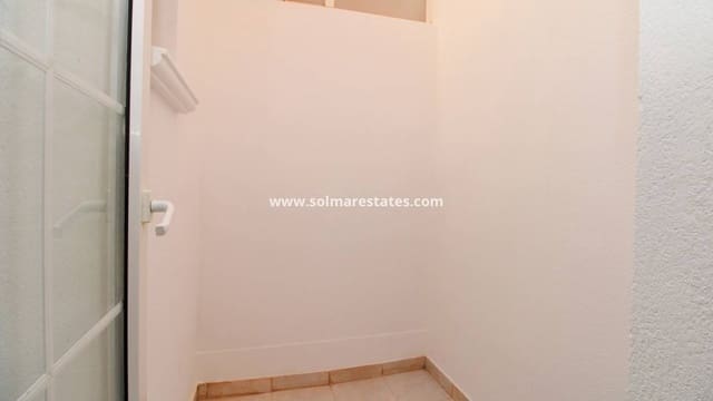 2 sypialnia Dom na sprzedaż w Playa Flamenca, Orihuela z basenem - 215 000 € (Ref: 9879874)