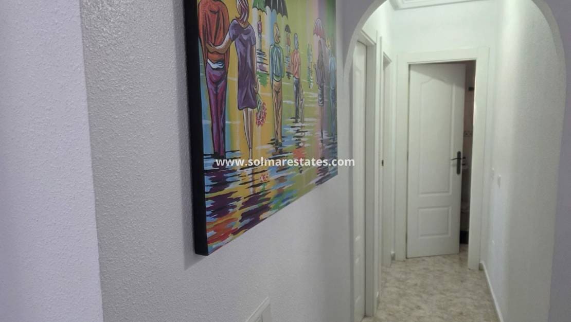 2 bedroom Apartment for sale in La Marquesa with pool - € 149,950 (Ref: 9882595)