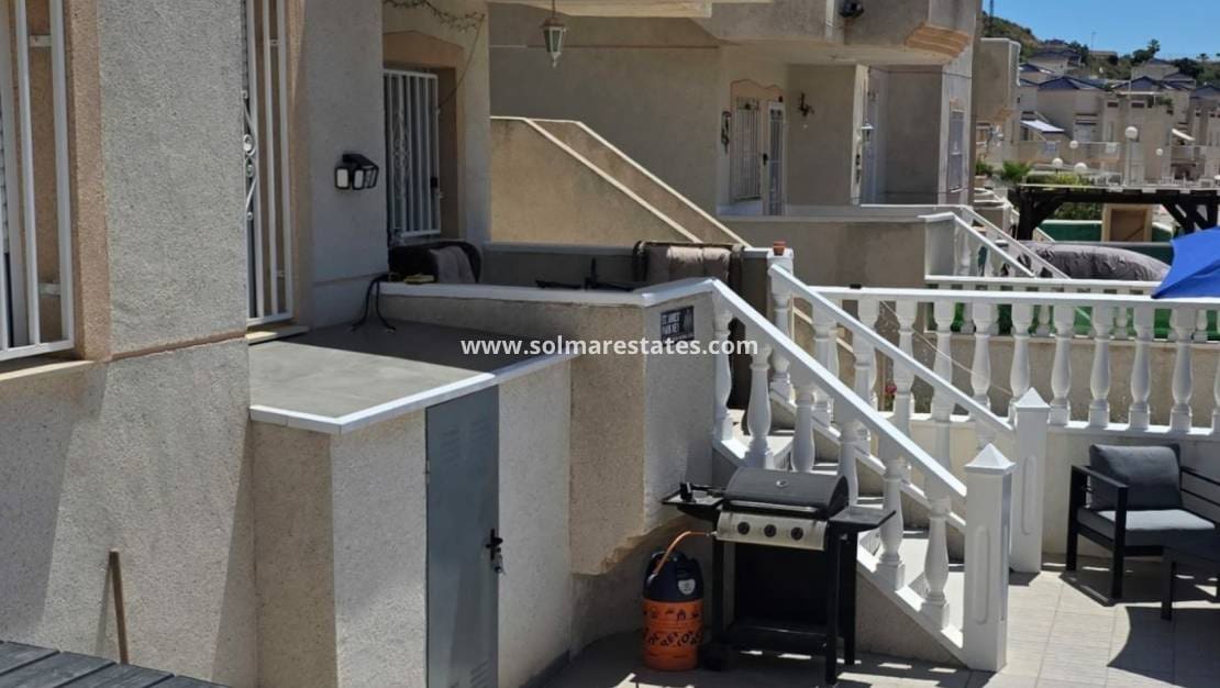 2 bedroom Apartment for sale in La Marquesa with pool - € 149,950 (Ref: 9882595)