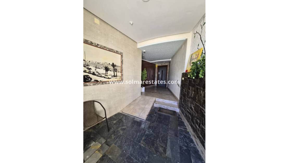 3 Zimmer Apartment zu verkaufen in Torrevieja - 268.000 € (Ref: 9888494)