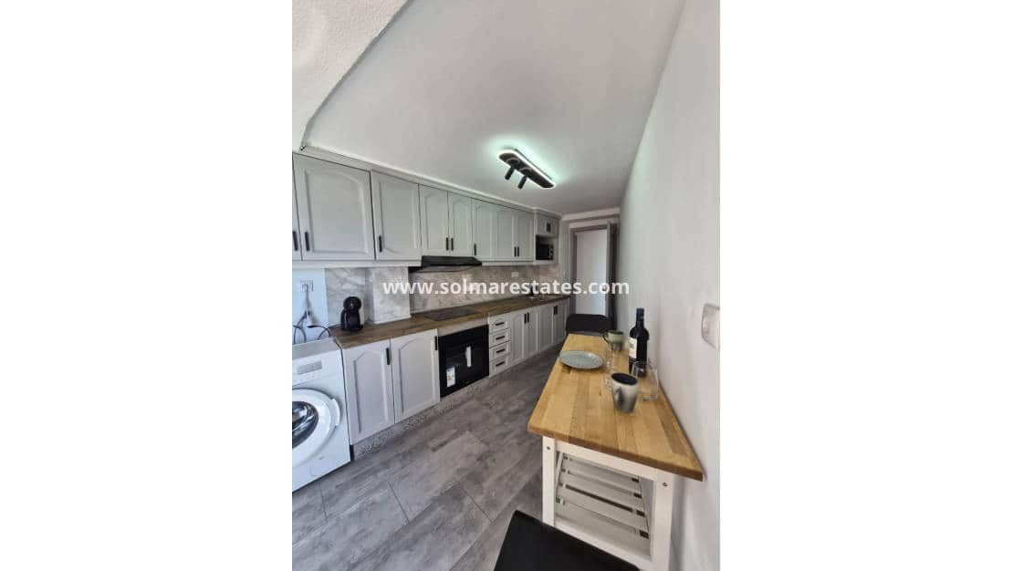 3 Zimmer Apartment zu verkaufen in Torrevieja - 268.000 € (Ref: 9888494)