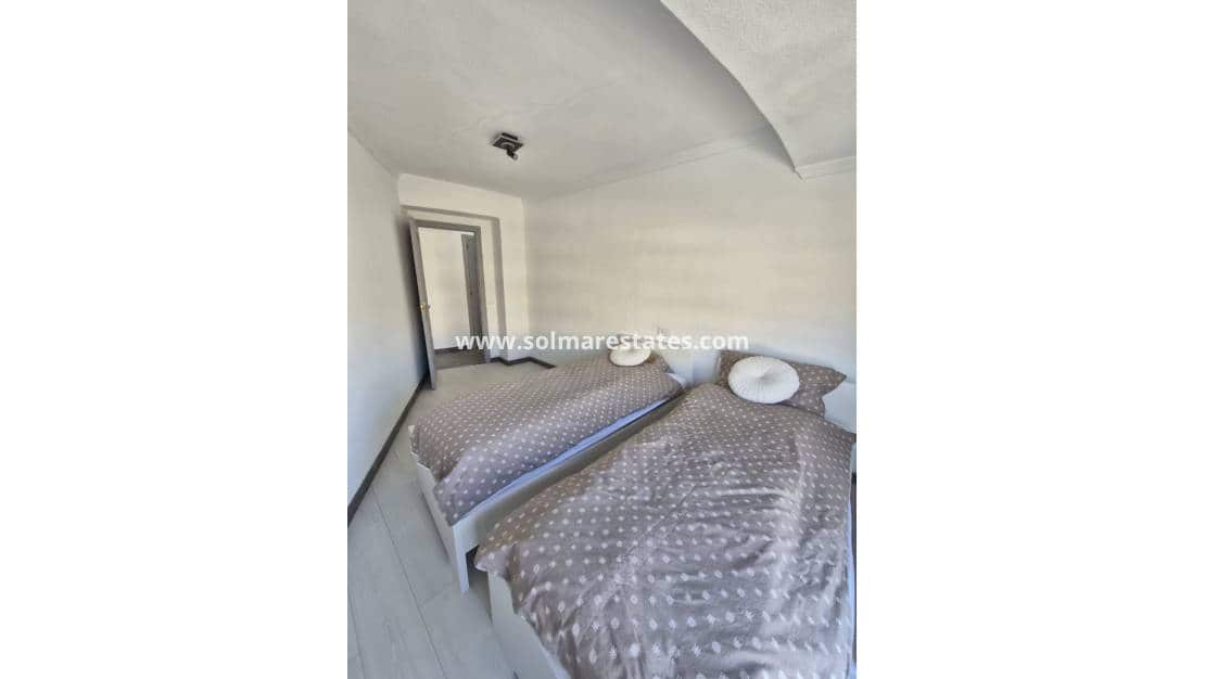 3 Zimmer Apartment zu verkaufen in Torrevieja - 268.000 € (Ref: 9888494)