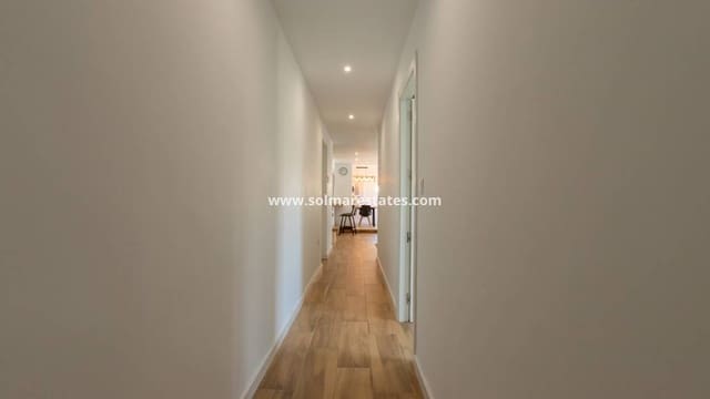 4 sypialnia Willa na sprzedaż w Los Balcones z basenem - 650 000 € (Ref: 9888639)