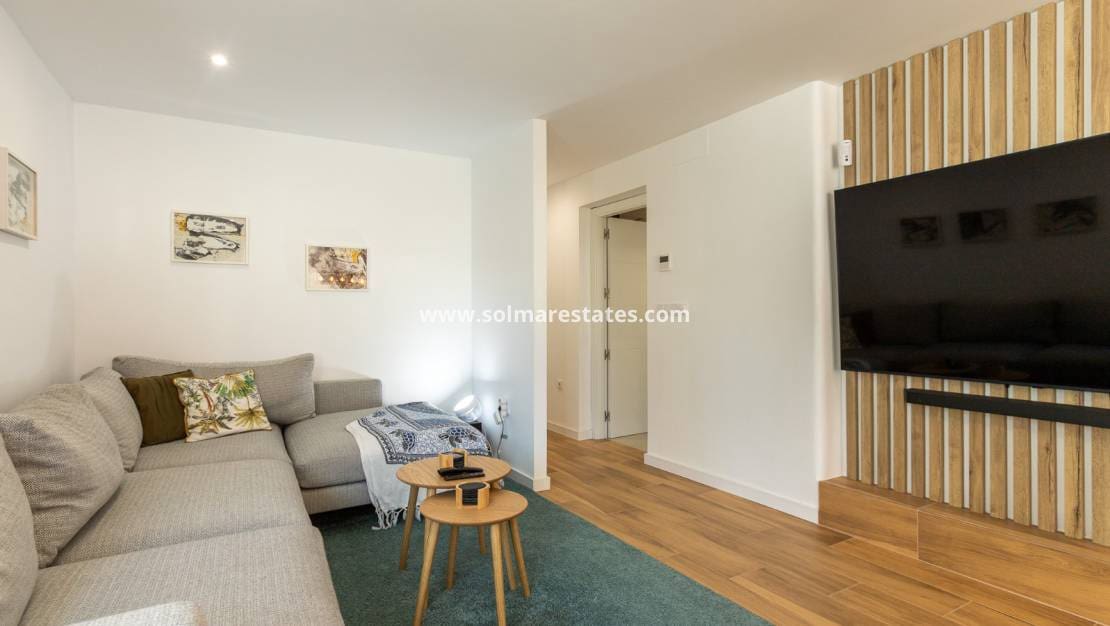 4 sypialnia Willa na sprzedaż w Los Balcones z basenem - 650 000 € (Ref: 9888639)