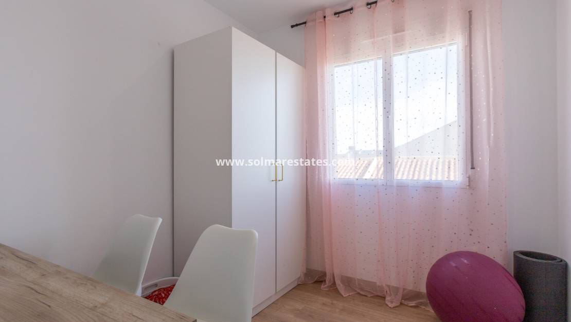 4 sypialnia Willa na sprzedaż w Los Balcones z basenem - 650 000 € (Ref: 9888639)
