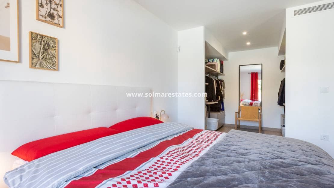 4 sypialnia Willa na sprzedaż w Los Balcones z basenem - 650 000 € (Ref: 9888639)