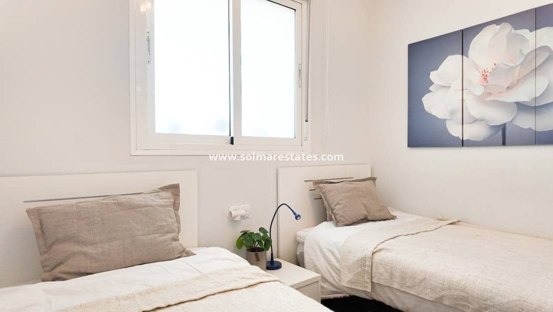 2 camera da letto Appartamento in vendita in Villamartin con piscina - 269.000 € (Rif: 9888640)