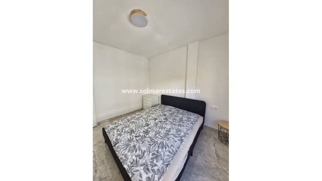 2 sypialnia Apartament na sprzedaż w Las Piscinas Naturales, Torrevieja - 190 000 € (Ref: 9888641)