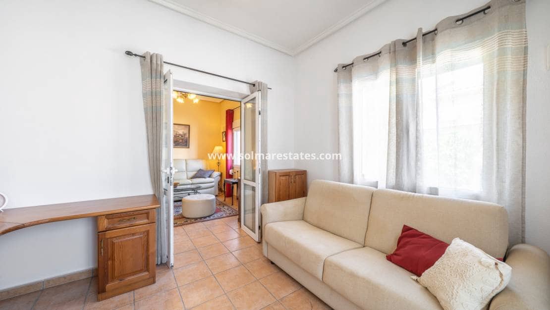 3 sypialnia Willa na sprzedaż w Ciudad Quesada z basenem - 399 000 € (Ref: 9889363)