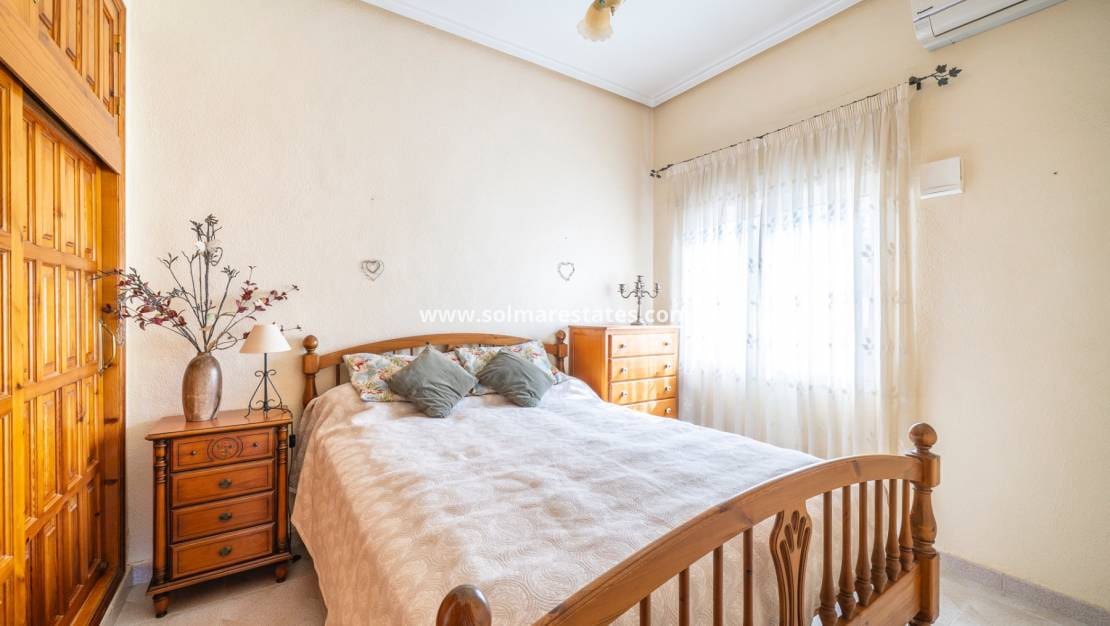 3 sypialnia Willa na sprzedaż w Ciudad Quesada z basenem - 399 000 € (Ref: 9889363)