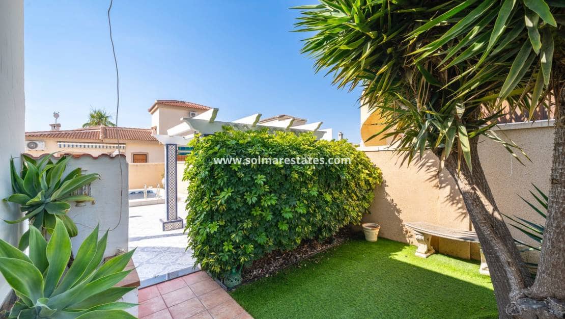 3 sypialnia Willa na sprzedaż w Ciudad Quesada z basenem - 399 000 € (Ref: 9889363)
