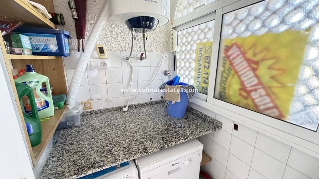2 makuuhuone Huoneisto myytävänä paikassa Cabo Roig mukana uima-altaan - 209 000 € (Ref: 9890942)