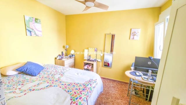 Apartamento de 2 habitaciones en Los Montesinos en venta con piscina - 135.000 € (Ref: 9891045)