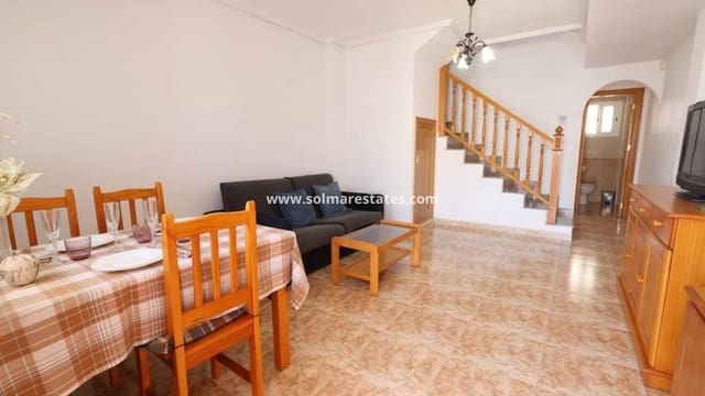 Casa de 2 habitaciones en Punta Prima, Orihuela en venta con piscina - 214.000 € (Ref: 9892955)