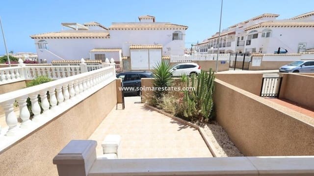 Casa de 2 habitaciones en Punta Prima, Orihuela en venta con piscina - 214.000 € (Ref: 9892955)
