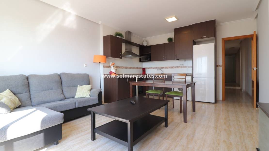 2 quarto Apartamento para venda em Almoradi com piscina - 117 000 € (Ref: 9892957)