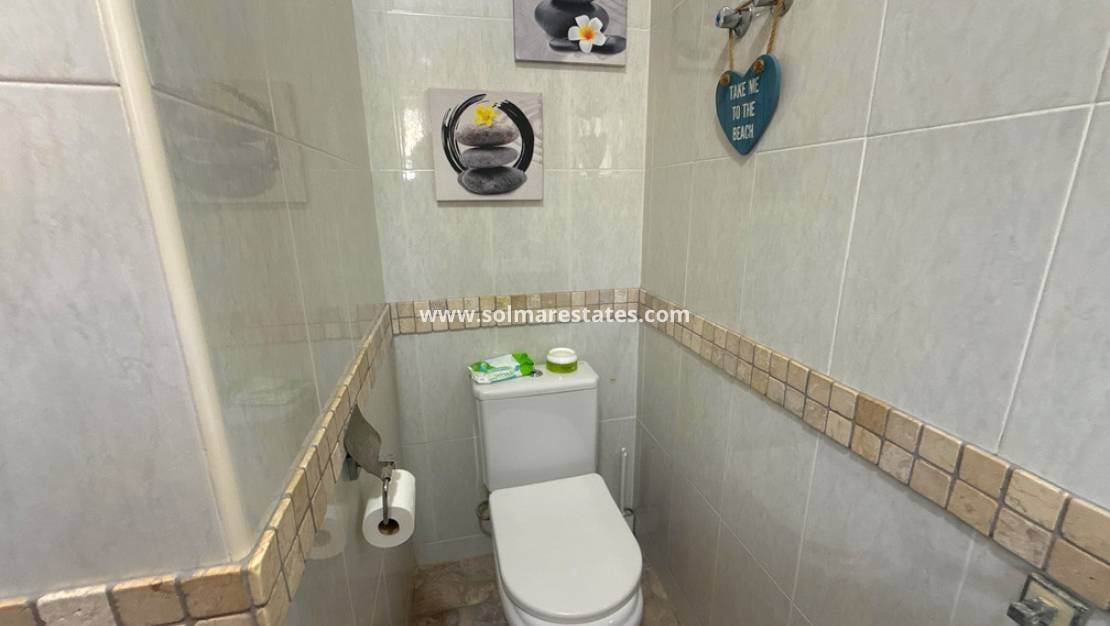 2 bedroom Bungalow for sale in Villamartin - € 209,950 (Ref: 9895139)