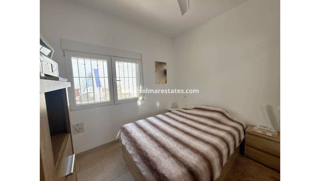 2 bedroom Bungalow for sale in Villamartin - € 209,950 (Ref: 9895139)