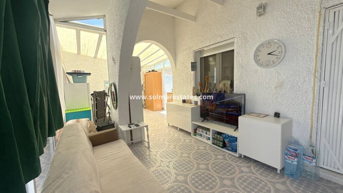 2 bedroom Bungalow for sale in Villamartin - € 209,950 (Ref: 9895139)