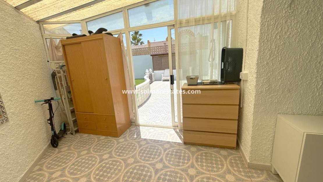 2 bedroom Bungalow for sale in Villamartin - € 209,950 (Ref: 9895139)