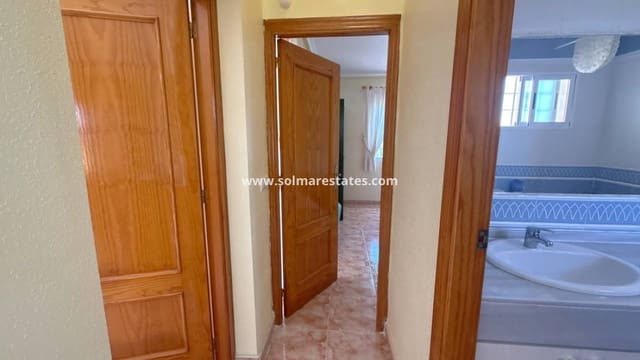 3 quarto Moradia para venda em Cabo Roig, Orihuela com piscina - 349 950 € (Ref: 9895140)