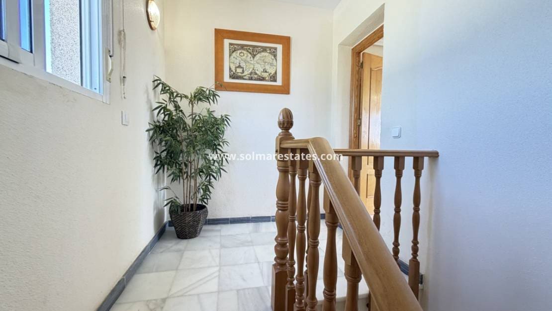 3 bedroom Townhouse for sale in Playa Flamenca with pool - € 309,000 (Ref: 9895141)