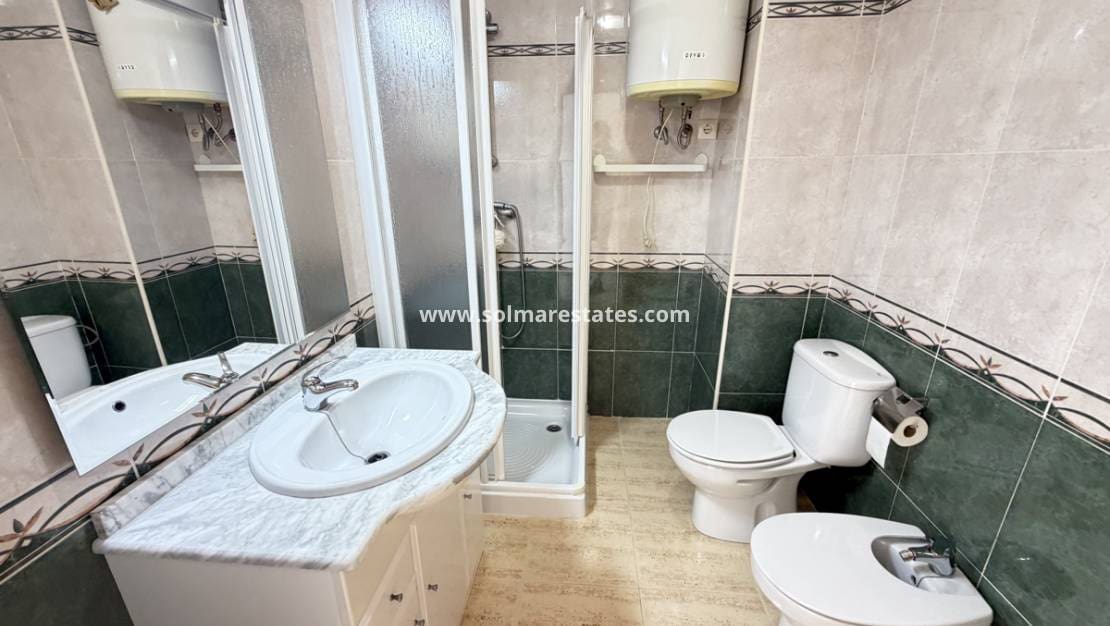 3 bedroom Townhouse for sale in Playa Flamenca with pool - € 309,000 (Ref: 9895141)