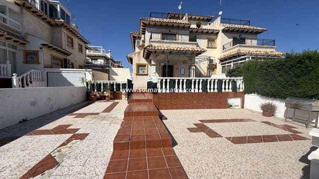 3 makuuhuone Paritalo myytävänä paikassa Playa Flamenca, Orihuela mukana uima-altaan - 195 000 € (Ref: 9895142)