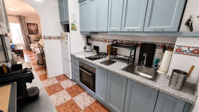 2 slaapkamer Appartement te koop in Cabo Roig, Orihuela met zwembad - € 164.995 (Ref: 9895267)