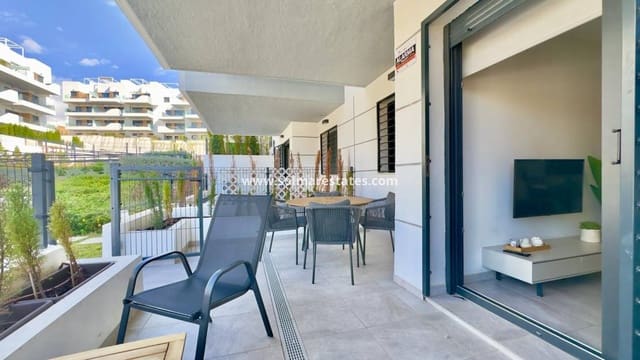 2 soveværelse Lejlighed til salg i Villamartin, Orihuela med swimmingpool - € 237.000 (Ref: 9897396)