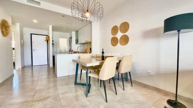 2 soveværelse Lejlighed til salg i Villamartin, Orihuela med swimmingpool - € 237.000 (Ref: 9897396)