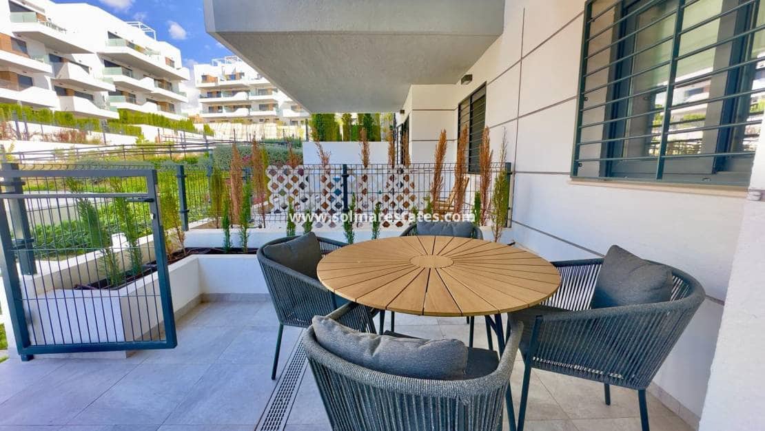 2 soveværelse Lejlighed til salg i Villamartin med swimmingpool - € 237.000 (Ref: 9897396)