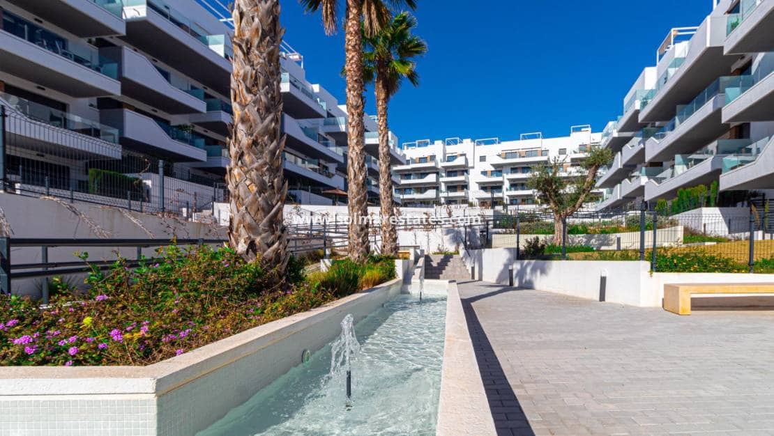 2 soveværelse Lejlighed til salg i Villamartin med swimmingpool - € 237.000 (Ref: 9897396)