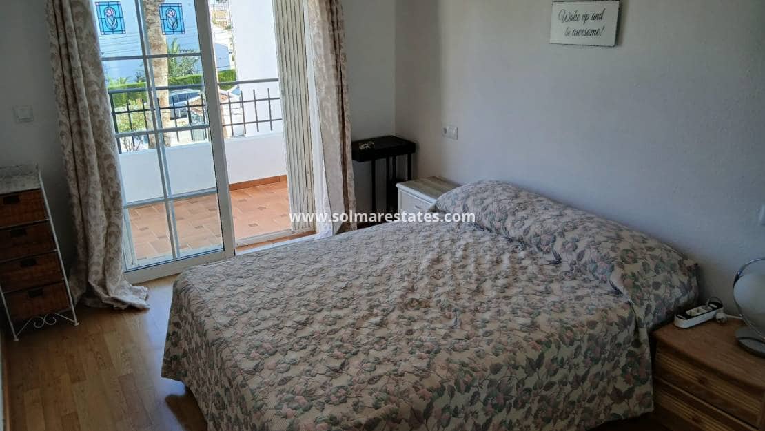 2 slaapkamer Huis te koop in Villamartin met zwembad - € 219.995 (Ref: 9897397)