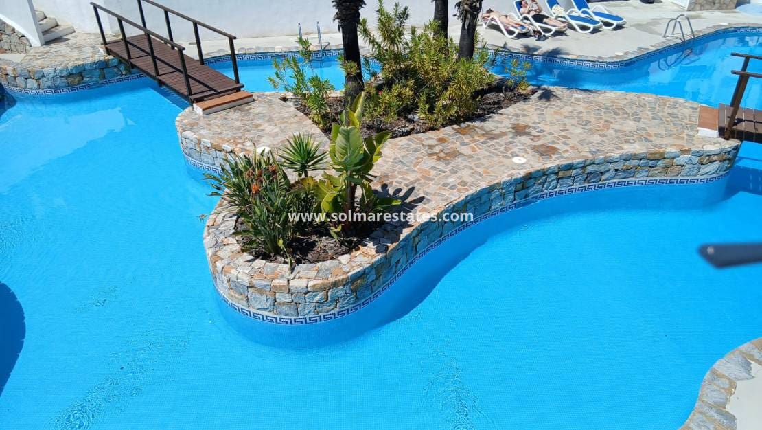 2 slaapkamer Huis te koop in Villamartin met zwembad - € 219.995 (Ref: 9897397)