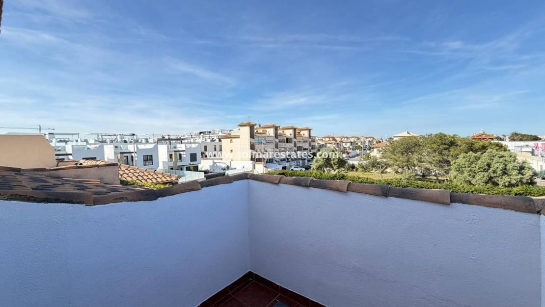 3 camera da letto Casa in vendita in Orihuela Costa con piscina - 235.000 € (Rif: 9897398)