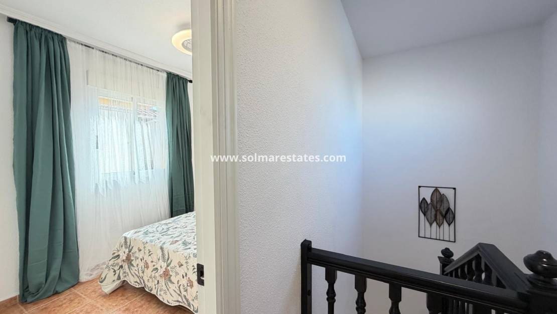 3 camera da letto Casa in vendita in Orihuela Costa con piscina - 235.000 € (Rif: 9897398)