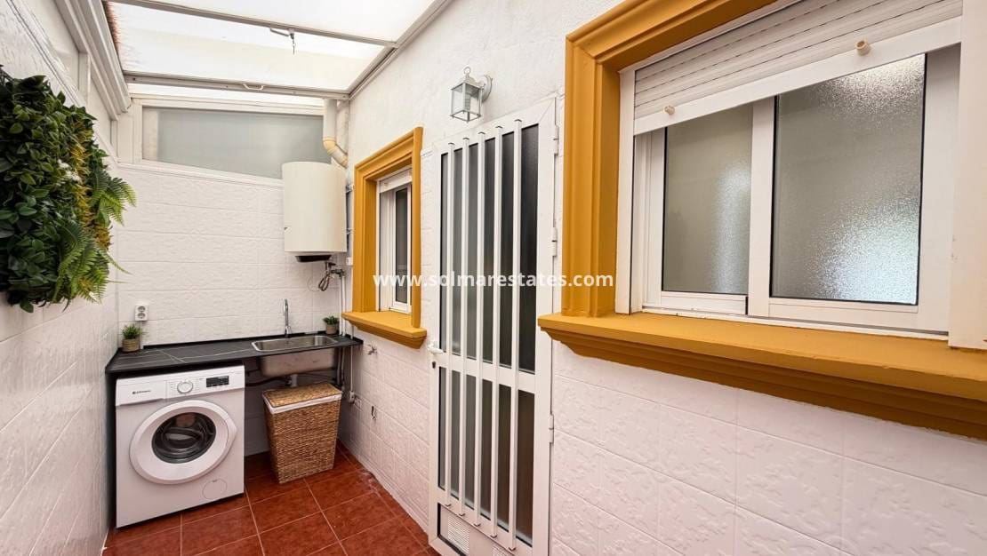 3 camera da letto Casa in vendita in Orihuela Costa con piscina - 235.000 € (Rif: 9897398)