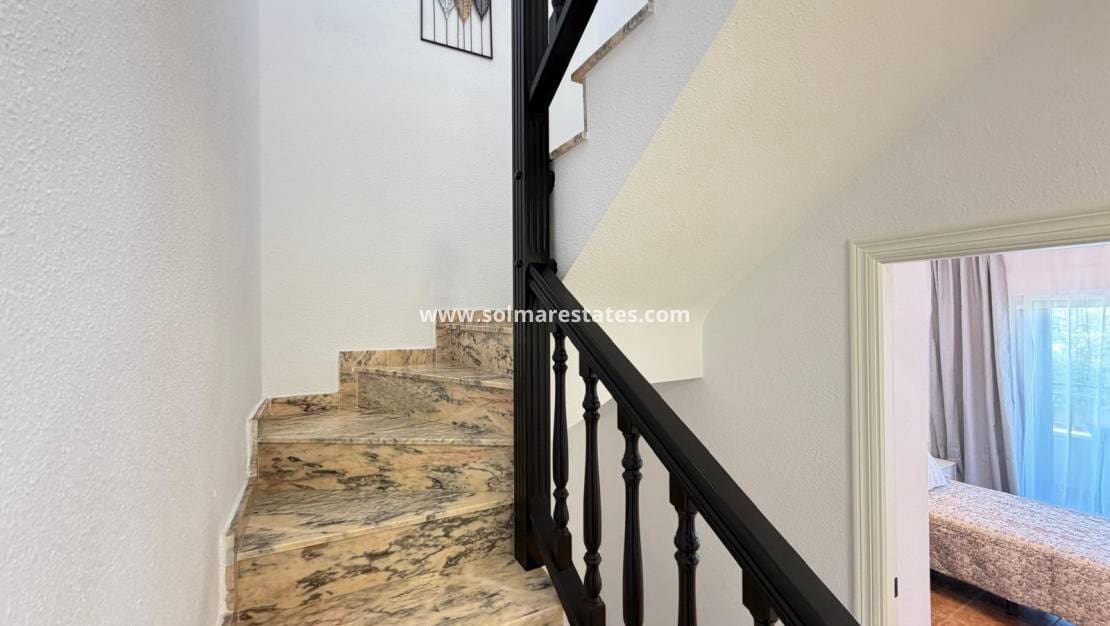 3 camera da letto Casa in vendita in Orihuela Costa con piscina - 235.000 € (Rif: 9897398)
