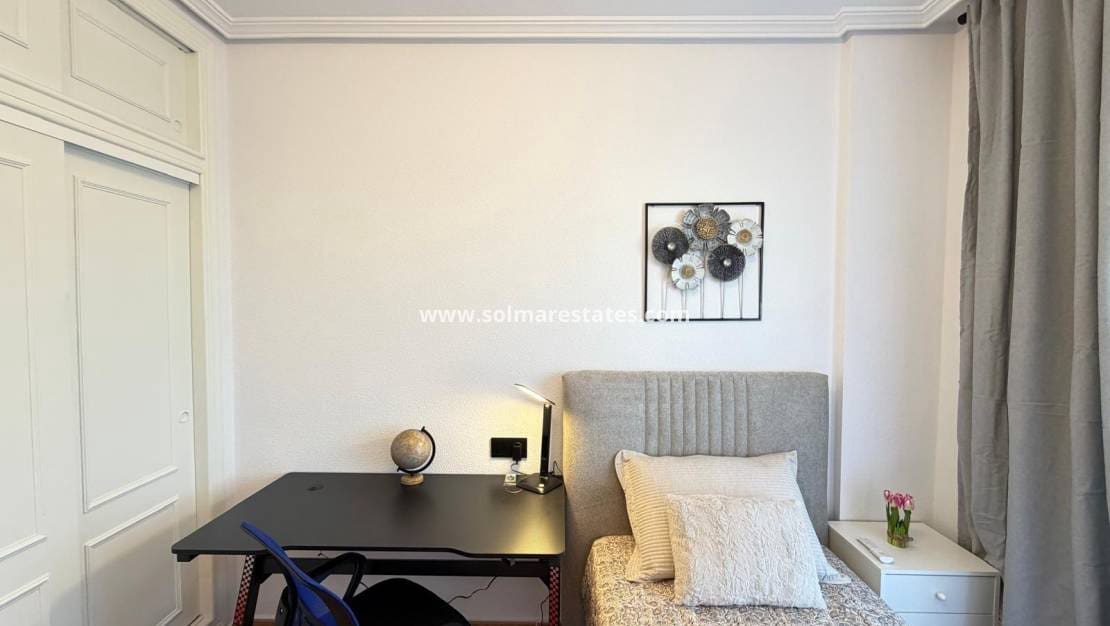 3 camera da letto Casa in vendita in Orihuela Costa con piscina - 235.000 € (Rif: 9897398)