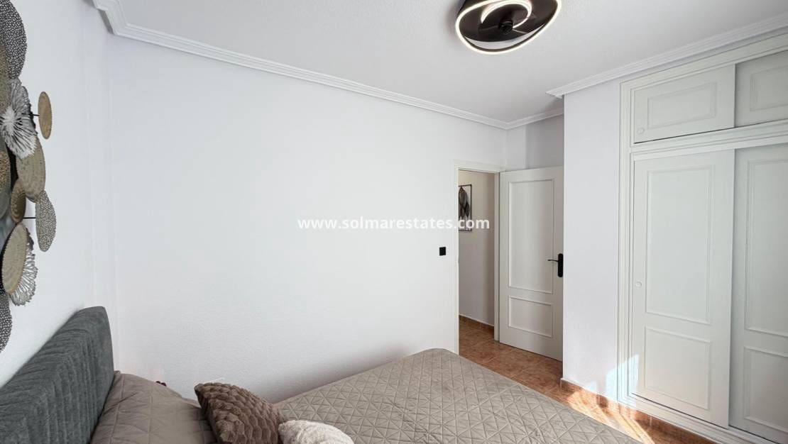 3 camera da letto Casa in vendita in Orihuela Costa con piscina - 235.000 € (Rif: 9897398)