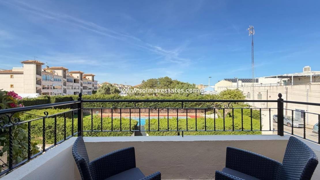 3 camera da letto Casa in vendita in Orihuela Costa con piscina - 235.000 € (Rif: 9897398)