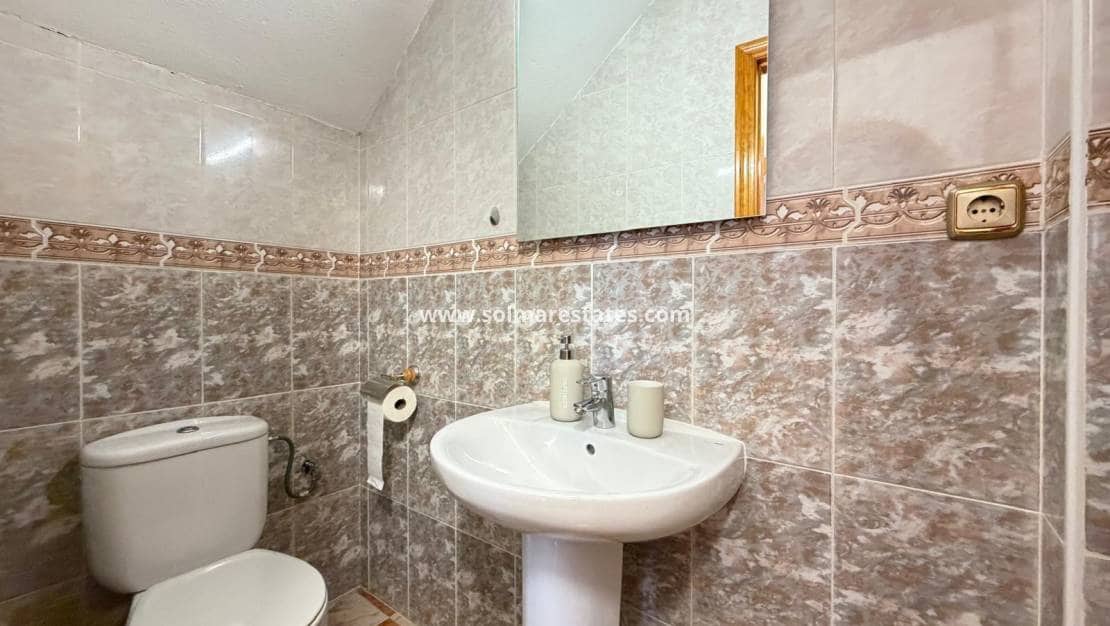 2 chambre Maison de Ville à vendre à Villamartin avec piscine - 179 995 € (Ref: 9897399)