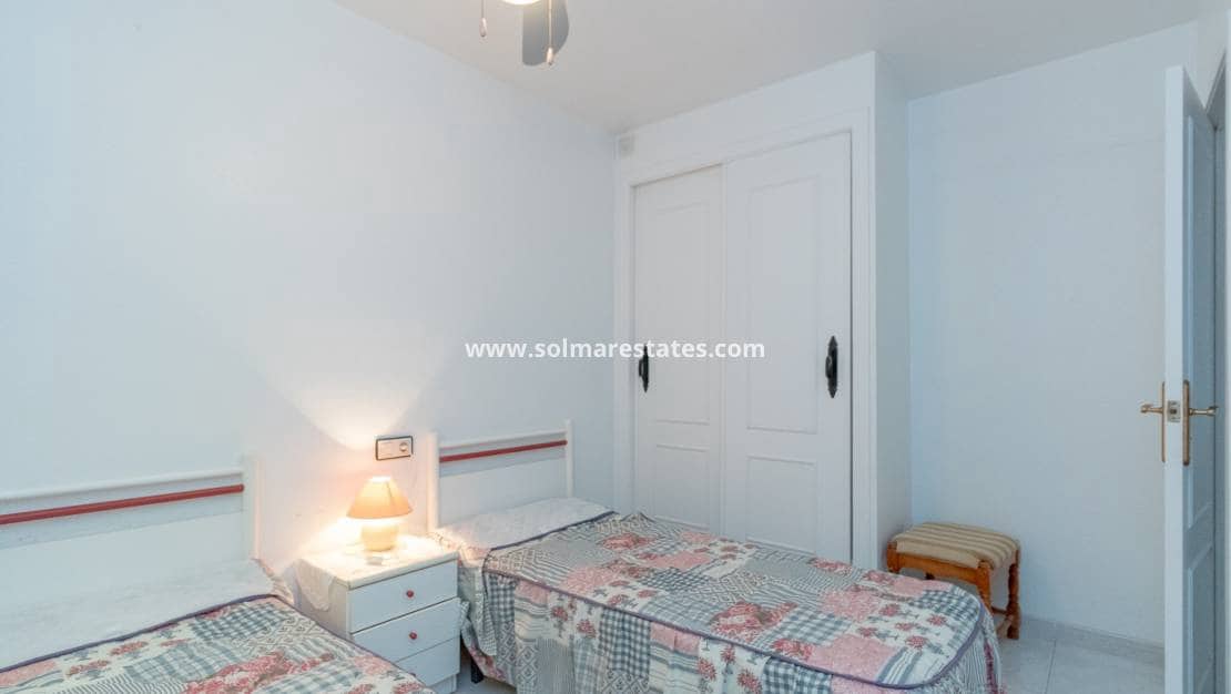 3 sypialnia Apartament na sprzedaż w San Luis z basenem - 125 000 € (Ref: 9905053)