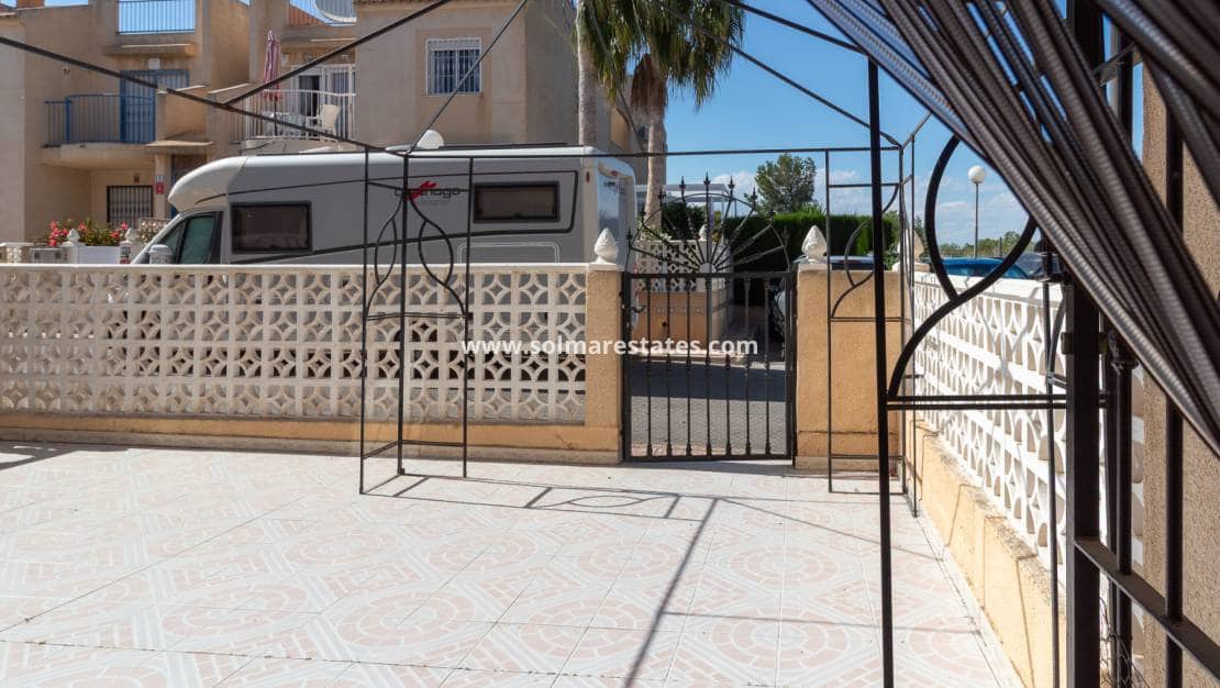 3 sypialnia Apartament na sprzedaż w San Luis z basenem - 125 000 € (Ref: 9905053)