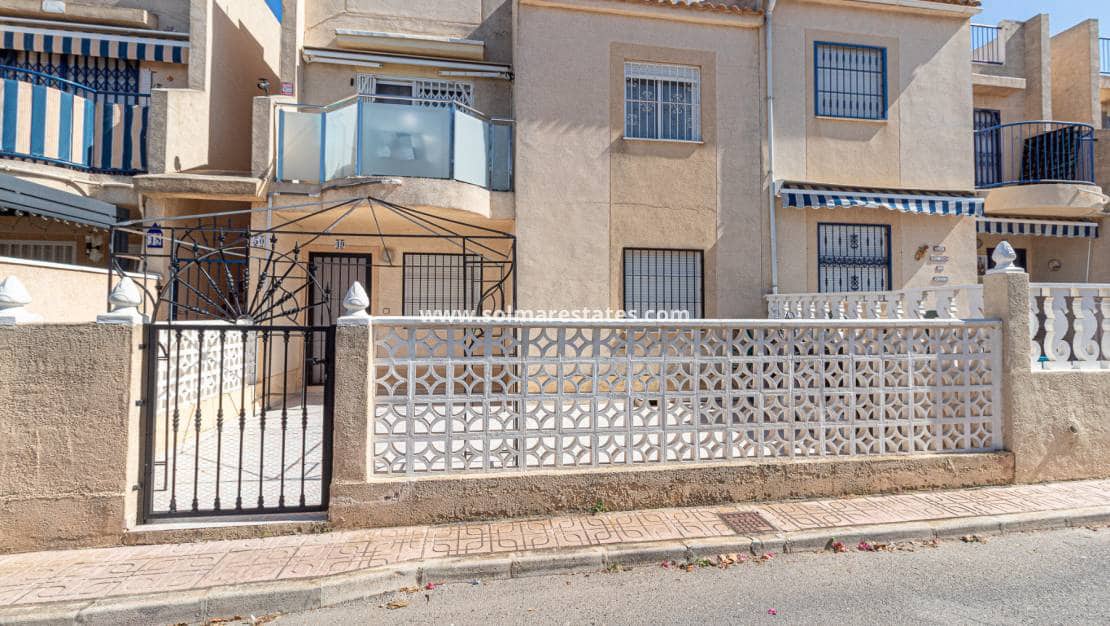 3 sypialnia Apartament na sprzedaż w San Luis z basenem - 125 000 € (Ref: 9905053)