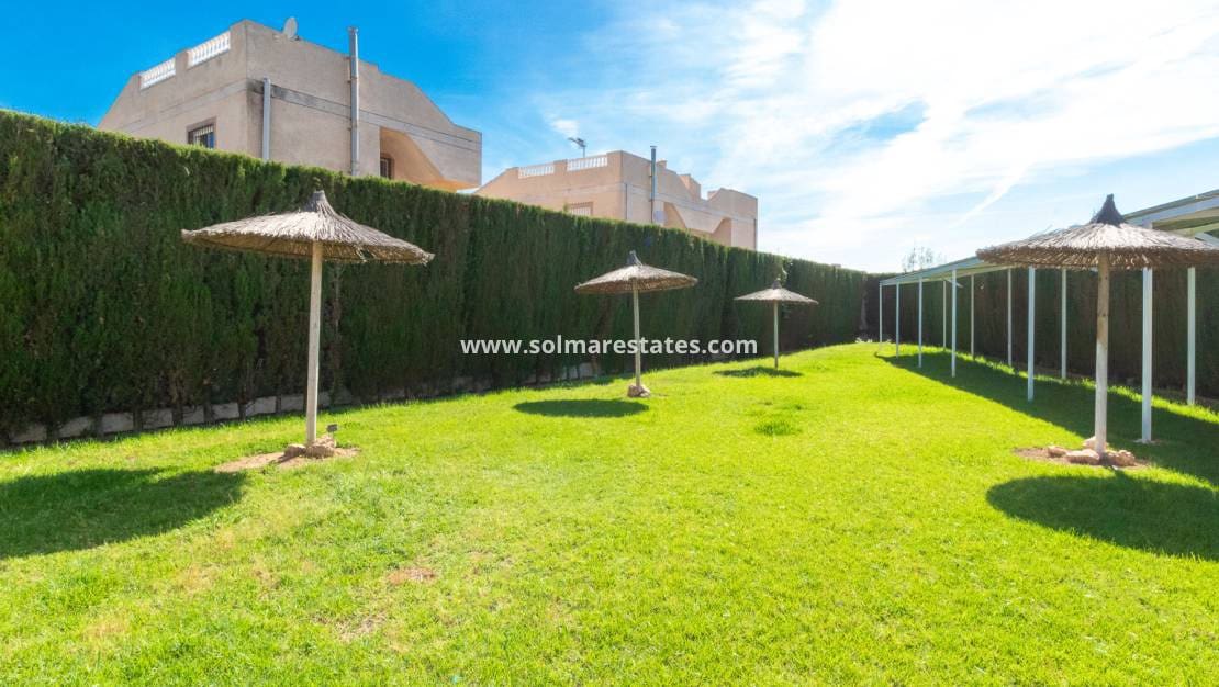 3 sypialnia Apartament na sprzedaż w San Luis z basenem - 125 000 € (Ref: 9905053)