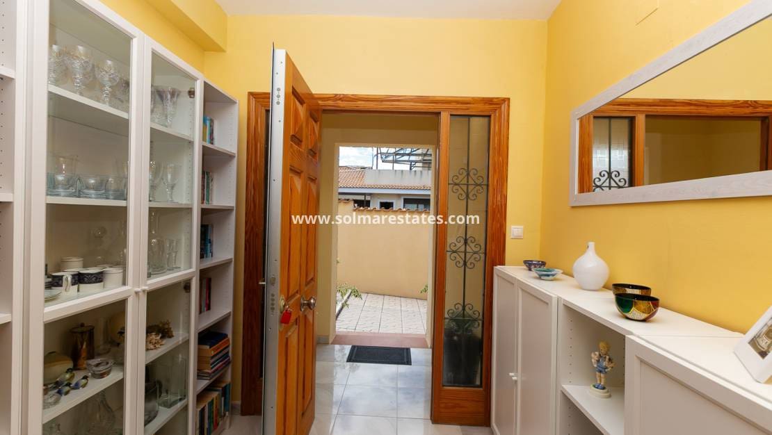 3 chambre Villa/Maison Semi-Mitoyenne à vendre à Los Balcones avec piscine - 425 000 € (Ref: 9905054)